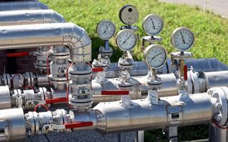 TotalEnergies Prevede una Produzione di Petrolio e Gas in Crescita nel Terzo Trimestre del 2025 con un Aumento del 4 Percento su Base Annuale