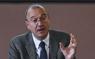 Ministro Valditara presenta documento studenti NextGen AI Napoli su Intelligenza Artificiale al G20 Istruzione in Sudafrica