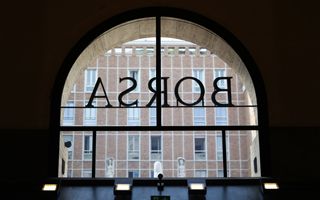 La Borsa di Milano chiude in rosso, settore delle utilities unica eccezione in una giornata di perdite per il mercato azionario europeo