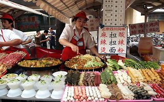 Cina ancora in deflazione a settembre, prezzi consumo -0,3% su anno