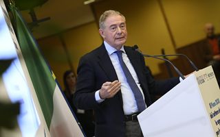 Sistema Italia unito per difendere il Made in Italy: il Ministro Urso lancia un piano di tutela e promozione per il settore della moda italiana