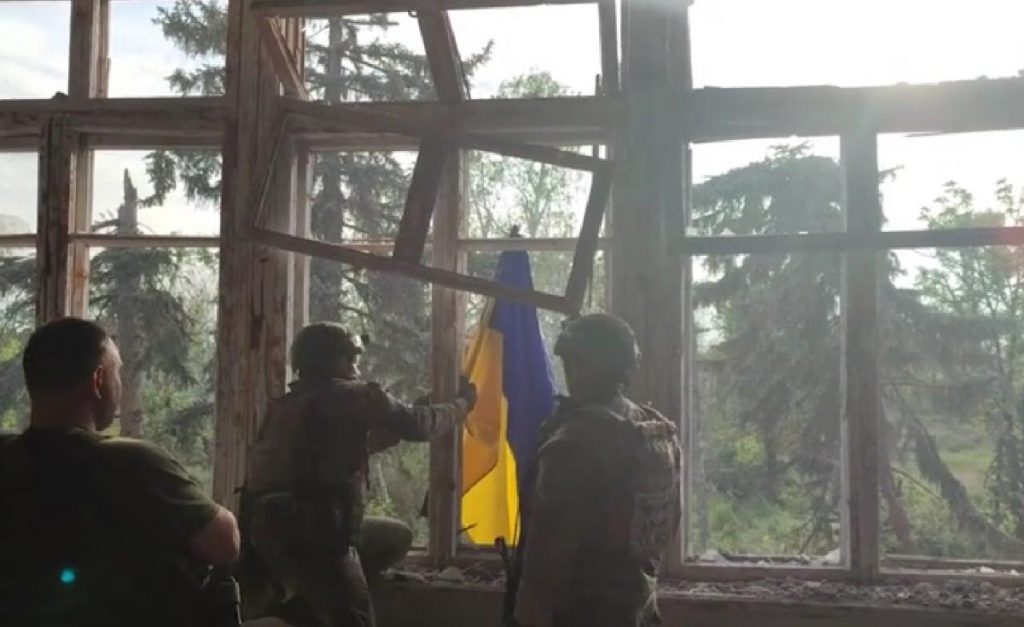 &quot;Зона смерти&quot;: политолог раскрыл, для чего на самом деле Путину весь Донбасс