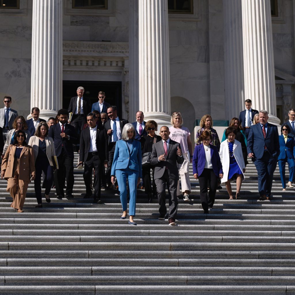 Trump’s Unilateral Spending Cuts Complicate Shutdown Deal