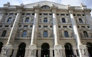 Ancora in rosso i mercati europei, a Piazza Affari male Stellantis dopo l&#039;outlook di Moody&#039;s