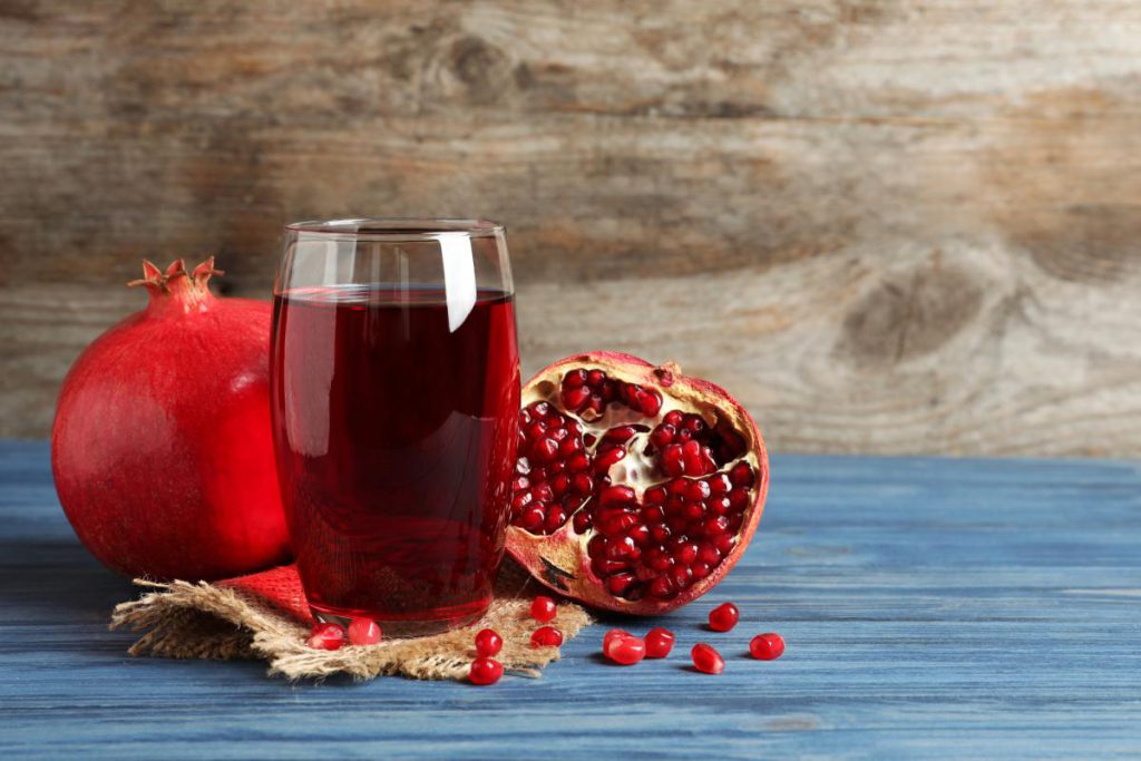 Что произойдет с вашим организмом при постоянном употреблении зерен и сока граната