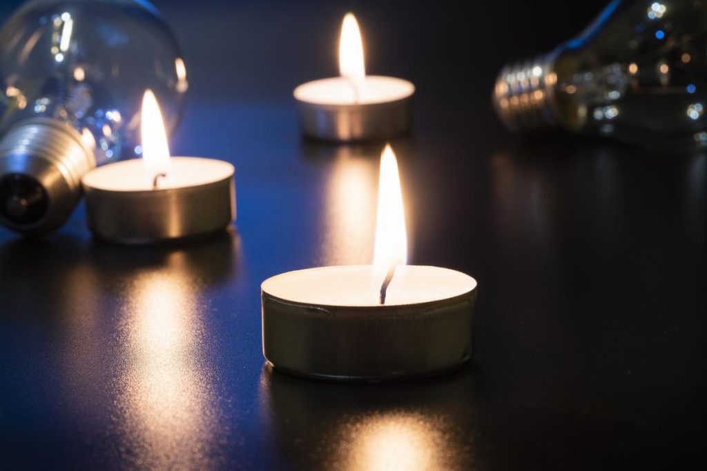 Графики не действуют. В одной из областей Украины ввели экстренные отключения света