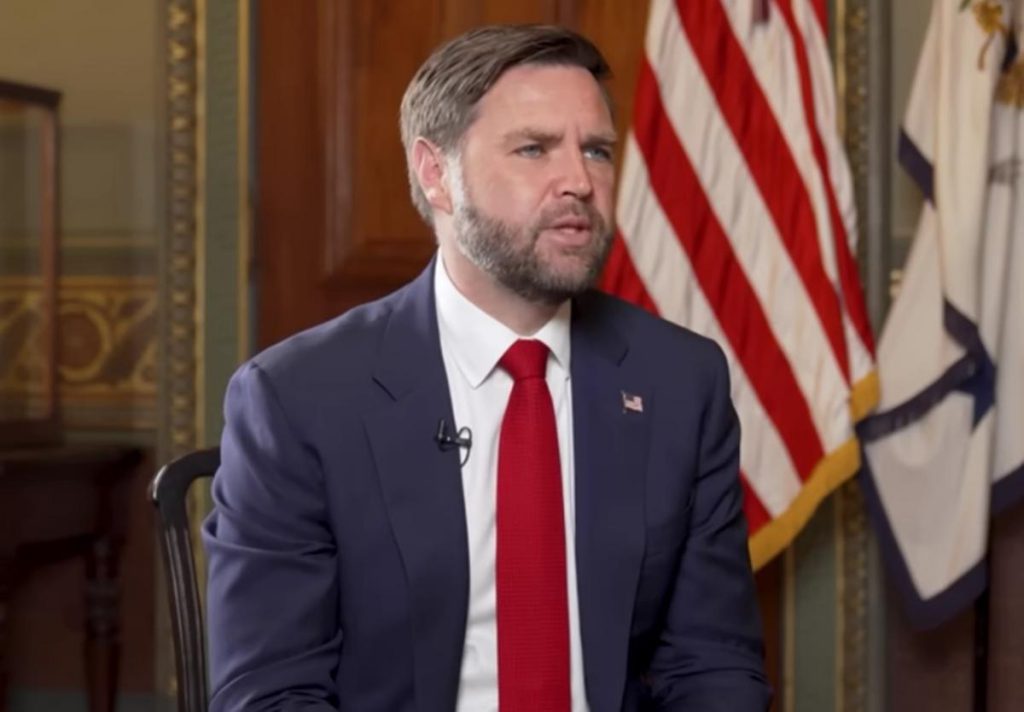 Вэнс заявил, что Украина и Россия не готовы к мирному соглашению