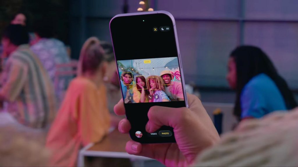 Фронтальную камеру iPhone 17 Pro назвали лучшей в мире: кто ближайший конкурент