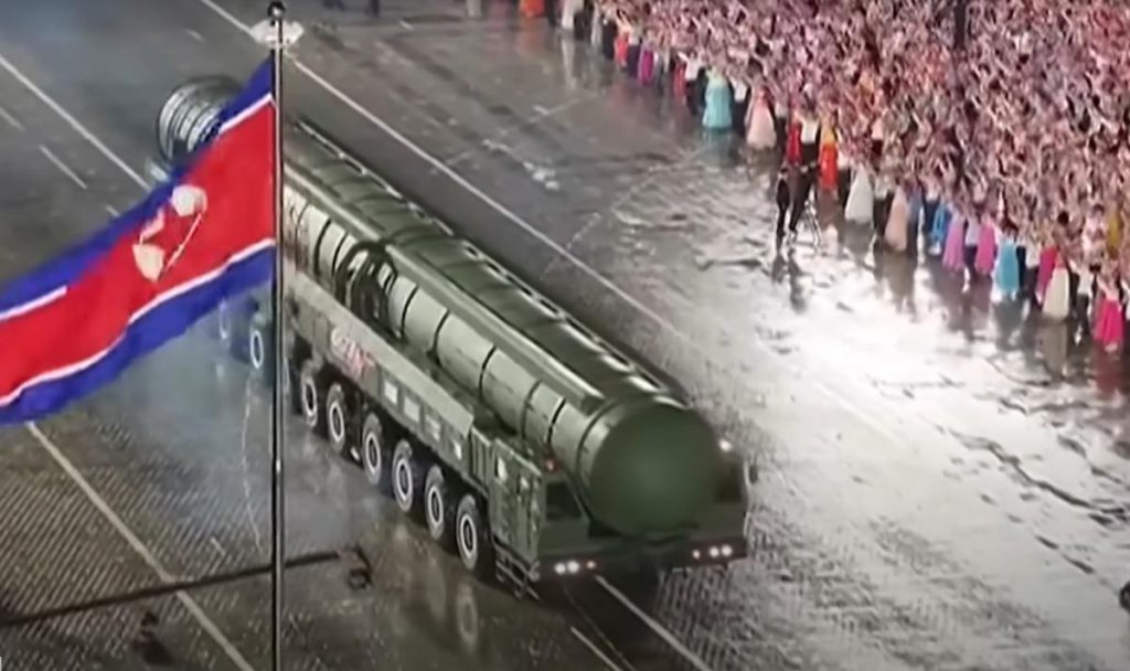La Corea del Nord Sviluppa una Nuova Arma Nucleare Strategica con Possibili Implicazioni Globali