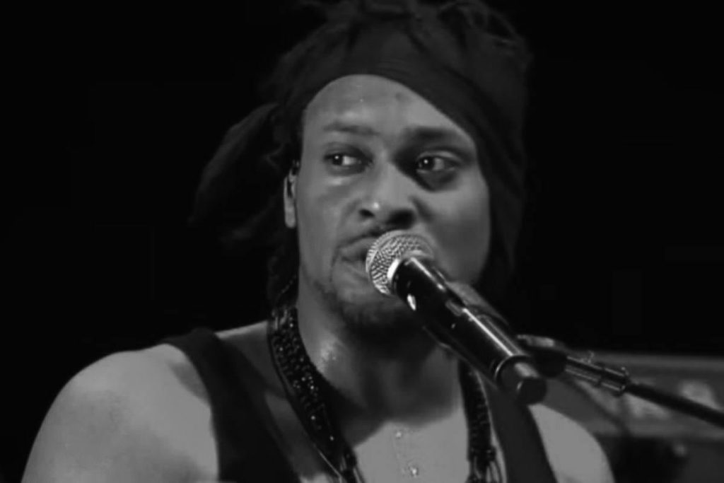 Умер известный американский певец D&#039;Angelo