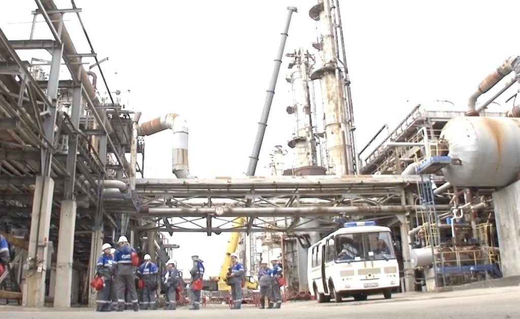 Attacco ucraino alla fabbrica di gas russa: Gazprom sospende l&#039;attività a causa di droni