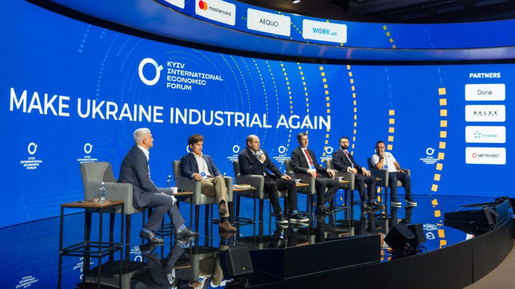 Без крупного бизнеса и кадров Украина не возродит промышленность: выводы КМЭФ