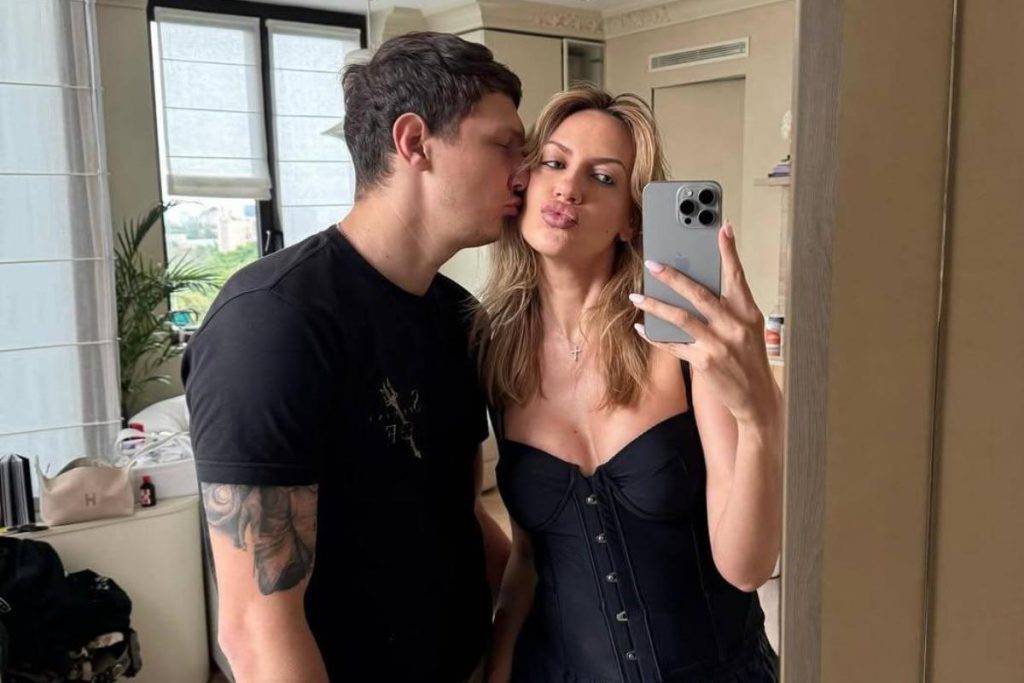 Жених Леси Никитюк показал их совместный отдых