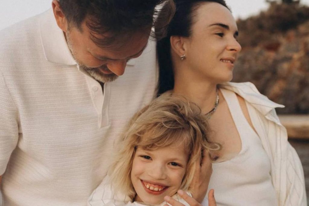 &quot;Первый юбилей&quot;: супруги Мирошниченко поздравили приемную дочь с 10-летием