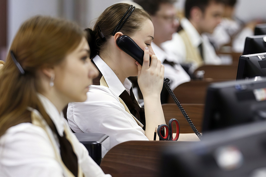 Самозапрет на заключение договора об услугах связи установили более 70 курян