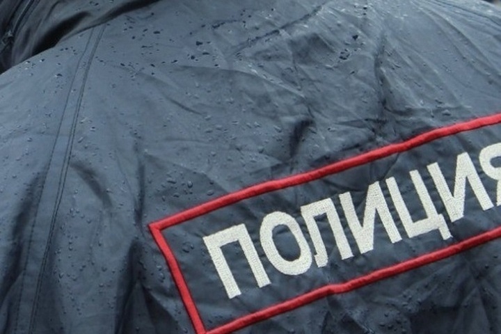 МВД: в Крыловском районе житель украл 80 тысяч рублей и ювелирку из дома тещи