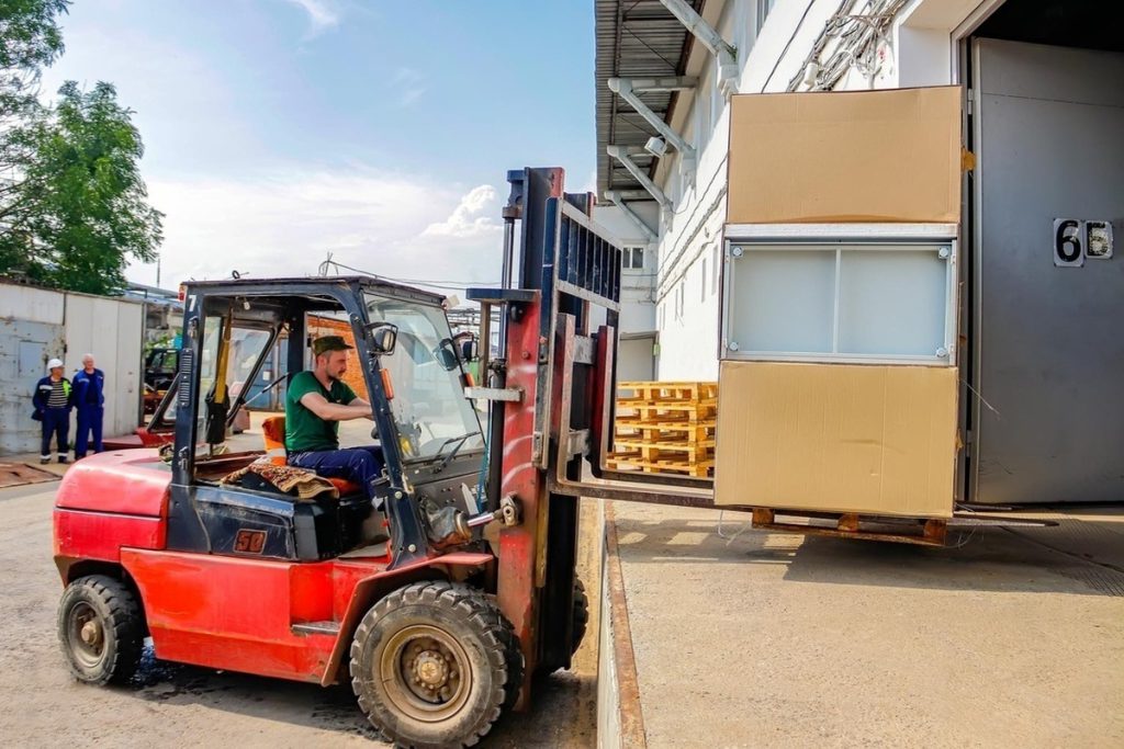 Власти Тулы закупят офисной мебели на 1,4 млн рублей