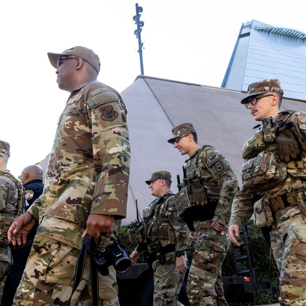 Trump Insiste sull&#039;Invio della Guardia Nazionale a San Francisco: Tensioni e Possibili Conseguenze