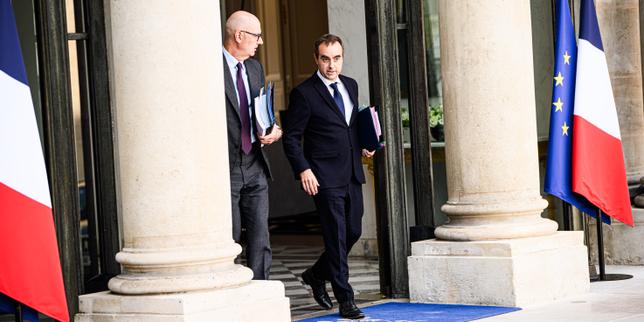 Moody&#039;s conferma il rating AA3 della Francia ma avverte sulla fragilità politica del paese