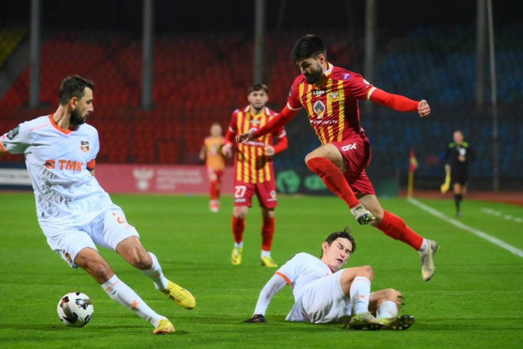 Tula Arsenal Sconfitto dall&#039;Ekaterinburg Ural con un Punteggio di 1:2 nel Campionato di Russia di Calcio