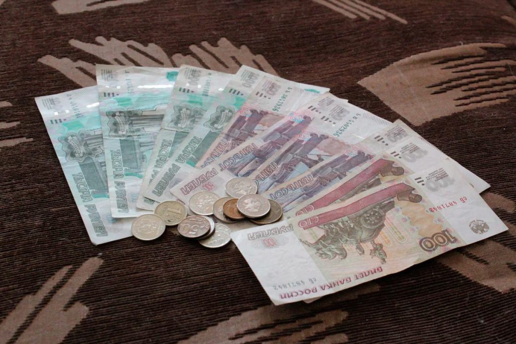 Truffa ai danni di un disabile a Lipetsk: le autorità avviano un&#039;indagine per fare luce sul caso