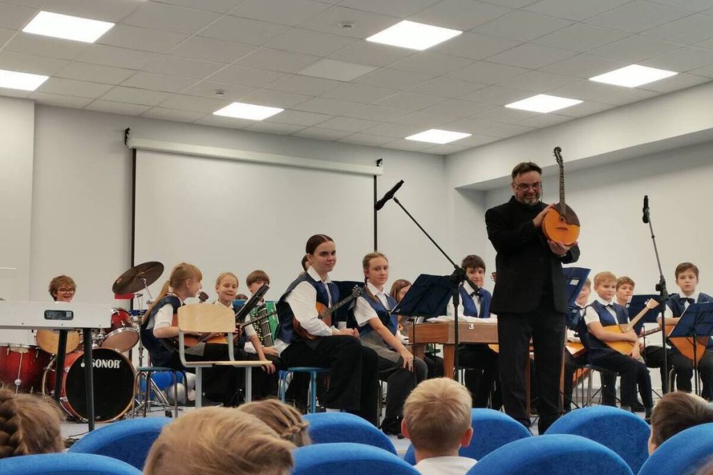 В Серпухове слушали народную музыку