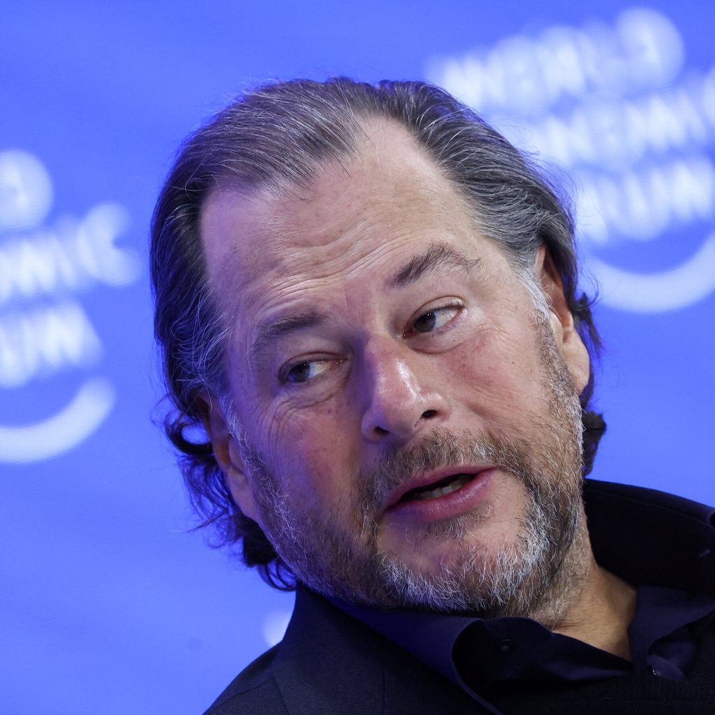 Newsom conferma la sua amicizia con Benioff nonostante le critiche sulla Guardia Nazionale