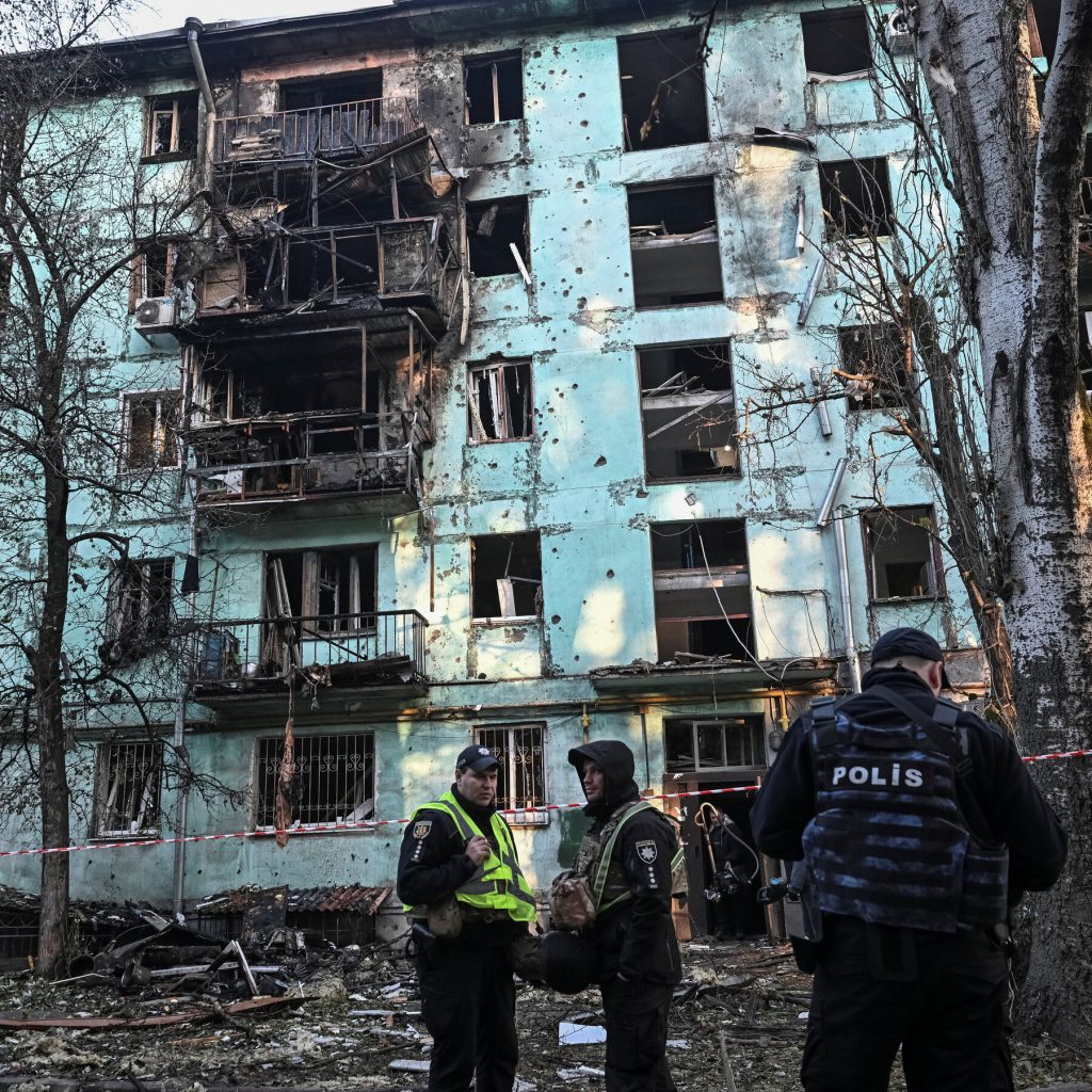 The NATO chief and Trump will discuss support for Ukraine.