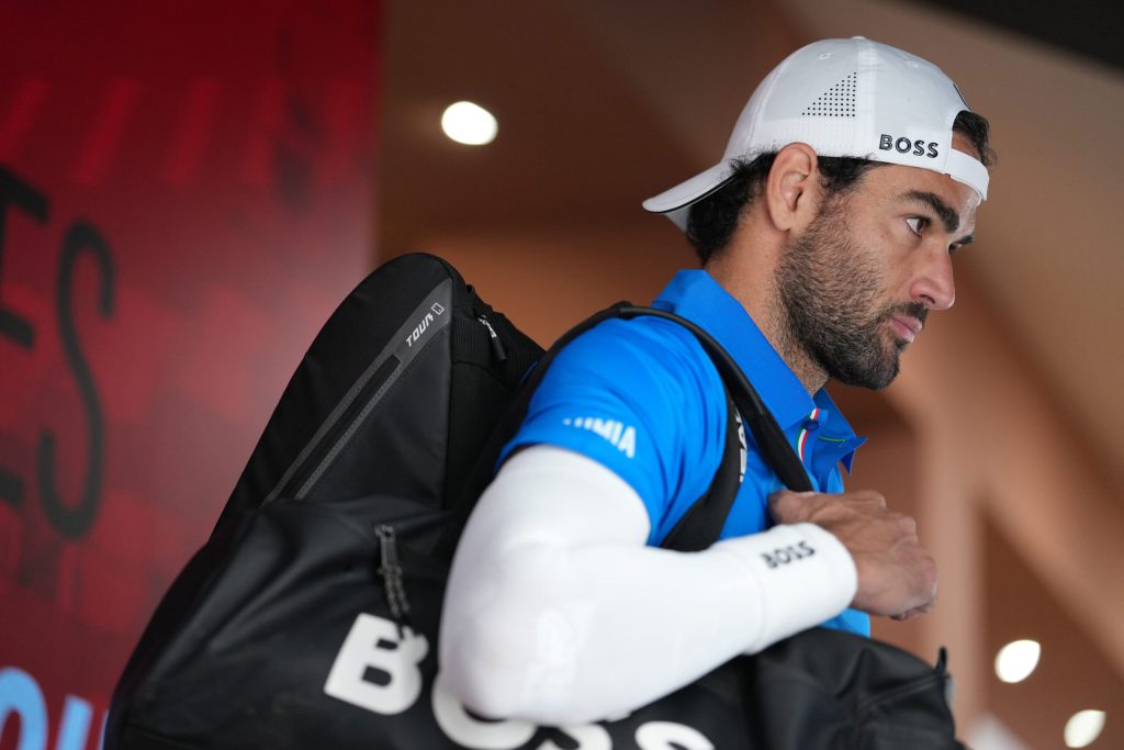 Sconfitta per Berrettini allErste Bank Open di Vienna contro De Minaur