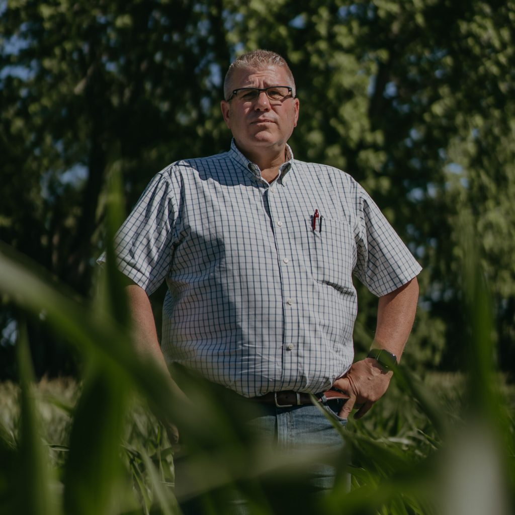 Tragedia Aerea nel Montana: 4 Membri della Famiglia del Candidato Repubblicano Darren Bailey Perdono la Vita in un Incidente di Elicottero