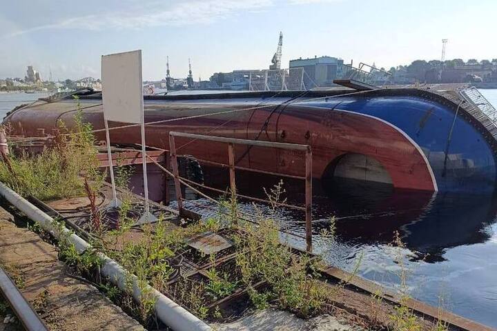 Crisi finanziaria nel cantiere navale di Jaroslavl&#039;: stipendi non pagati da oltre un mese, preoccupazioni per i lavoratori e l&#039;economia locale