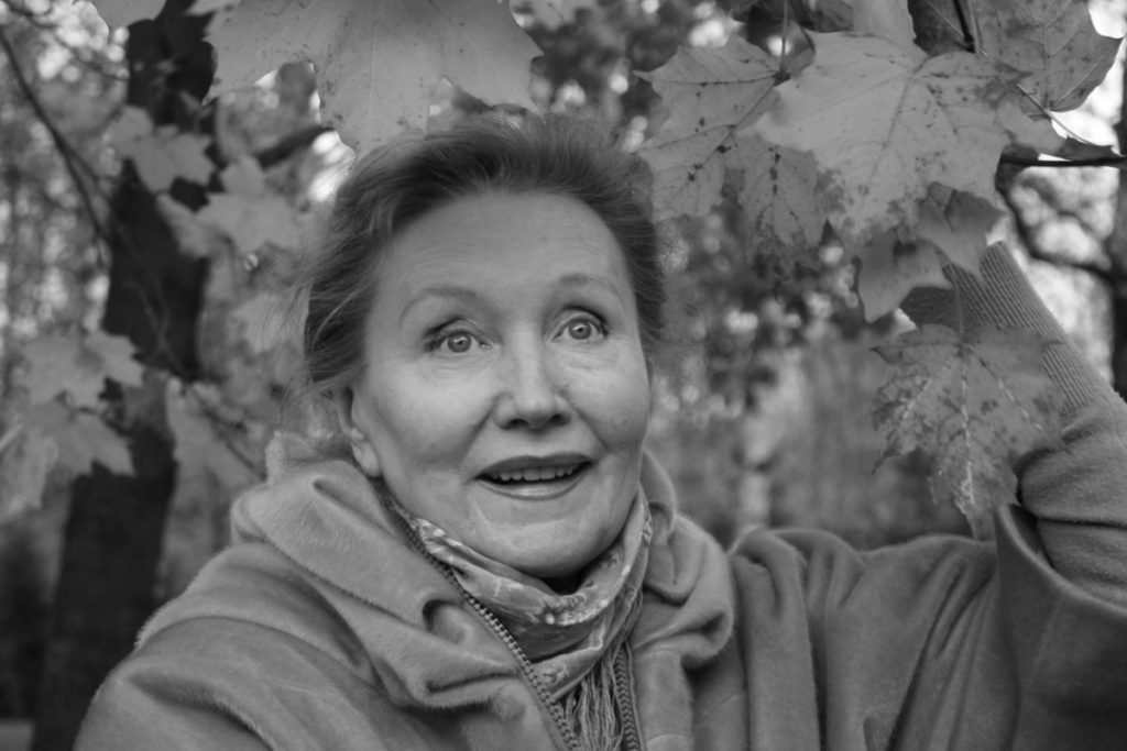 Addio a Ludmila Egorova: la comunità teatrale di San Pietroburgo piange la scomparsa di un&#039;attrice di talento