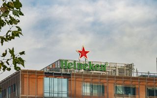 Heineken riorganizza la sede centrale: impatto su 400 posti di lavoro