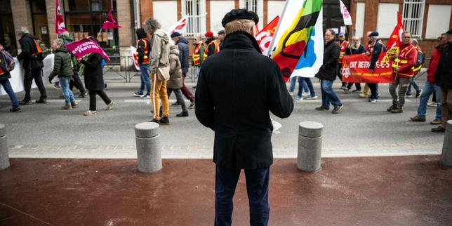 La Riforma delle Pensioni in Francia: Incertezza e Complessità nella Strada Parlamentare