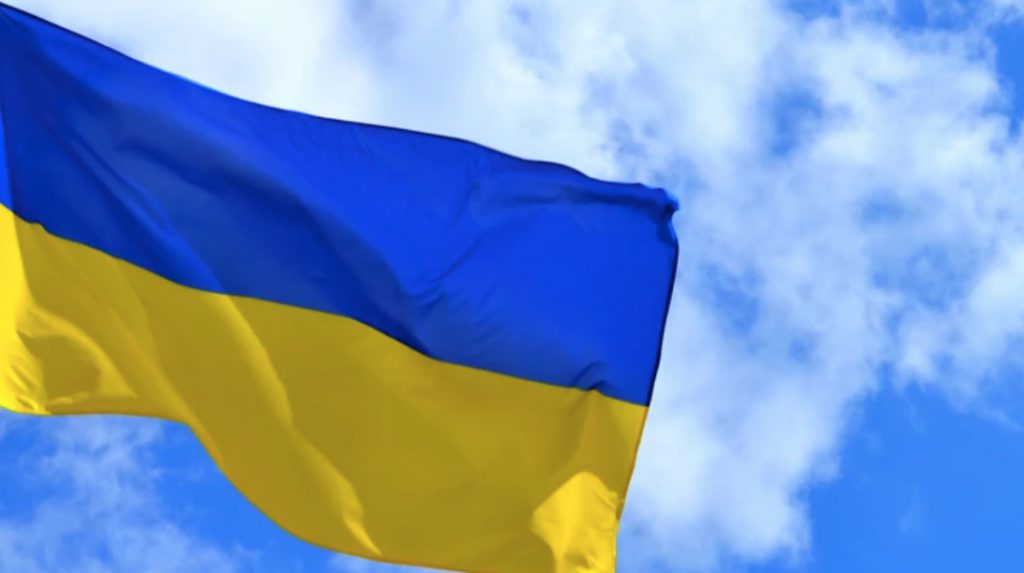 Giovane ucraino di 20 anni torna a casa dopo dieci anni di occupazione russa in Crimea