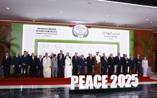 Gaza, firmato l&#039;accordo per il cessate il fuoco. Trump: &quot;Ora pace durevole&quot;