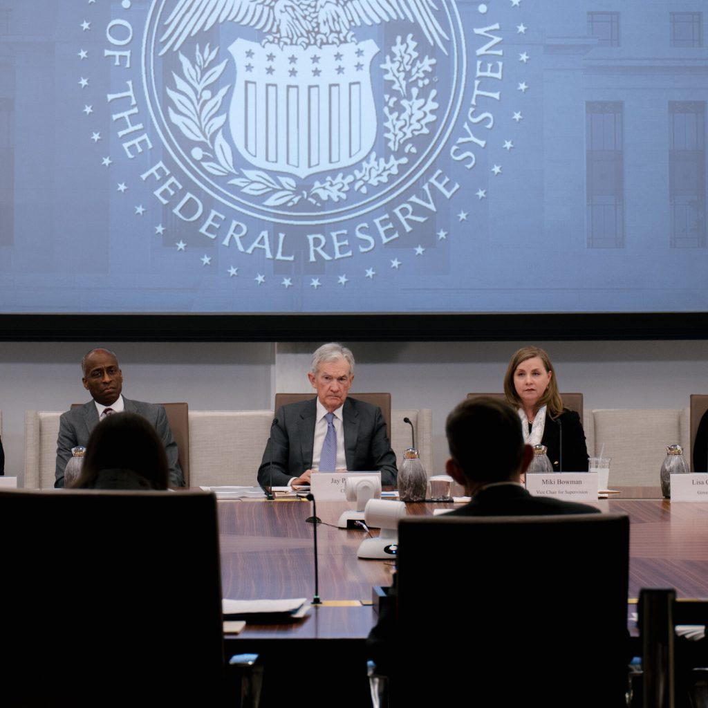 La Federal Reserve potrebbe presto interrompere la riduzione dei titoli di debito e ipotecari: cosa significa per l&#039;economia e il mercato finanziario