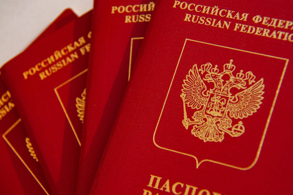 Cittadinanza Russa e Ingresso in Russia: Guida Completa per Evitare Problemi e Conseguenze Negative