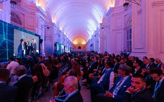 aizoOn celebra 20 anni e presenta l&#039;Agenda 2045