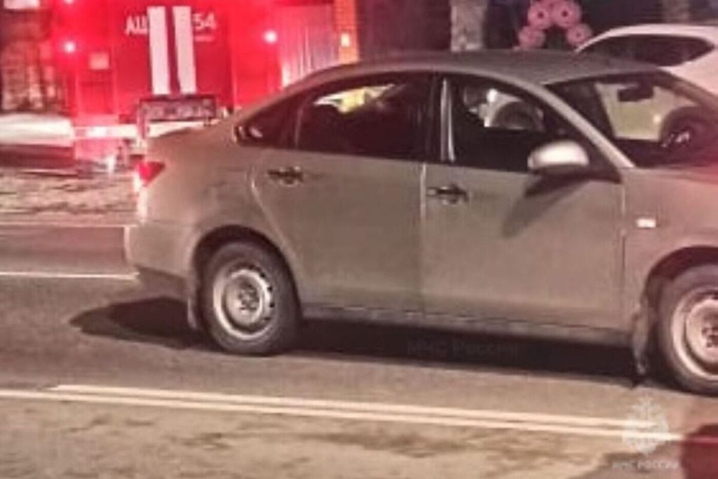 Nissan Almera сбил нескольких пешеходов в Дзержинском районе