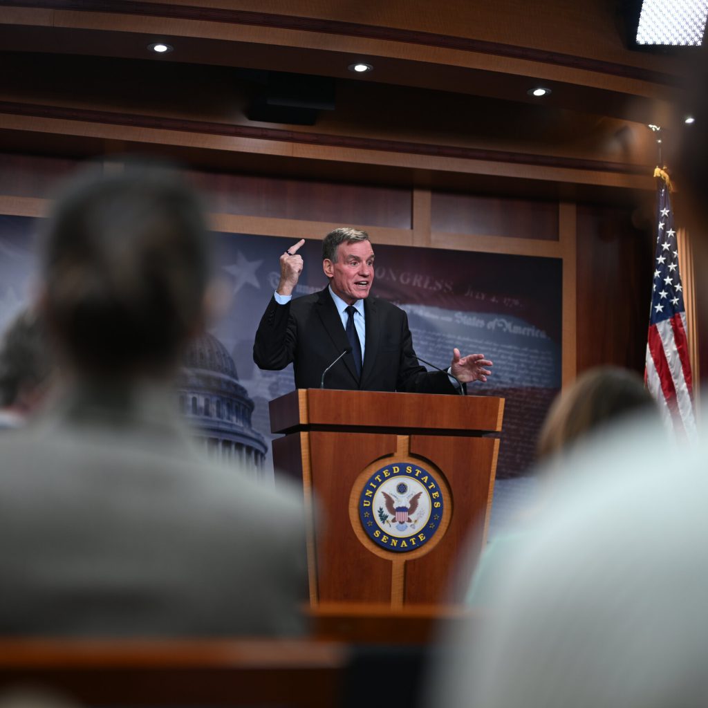 Democrats Condemn Trump Officials for Boat Strike Secrecy