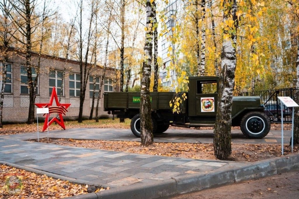 Inaugurato a Smolensk lo Skver Pamjati un Parco Commemorativo per Onorare i Guerrieri Automobilisti