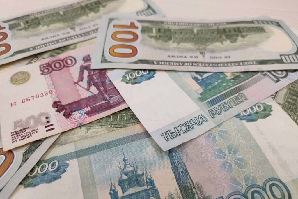 Truffa online: donna di Kaliningrad perde 3,5 milioni di rubli nell&#039;acquisto di un&#039;auto all&#039;estero