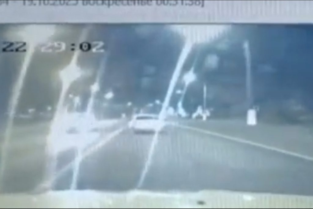 Пятеро семиклассников устроили ночную гонку GTA на автодороге «Нарва»