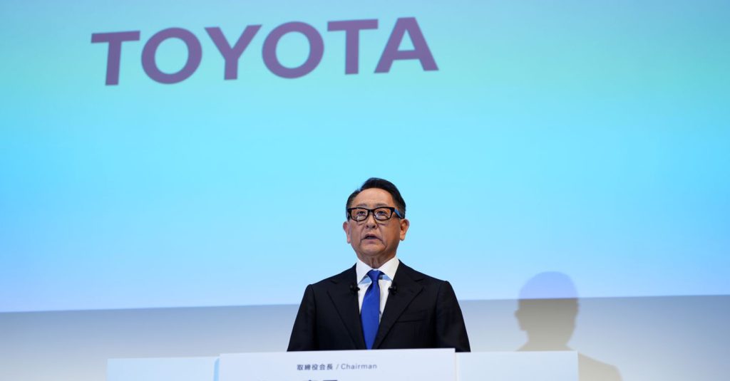 Toyota stabilisce un nuovo record di vendite grazie ai modelli ibridi in Cina e Nord America nonostante i dazi