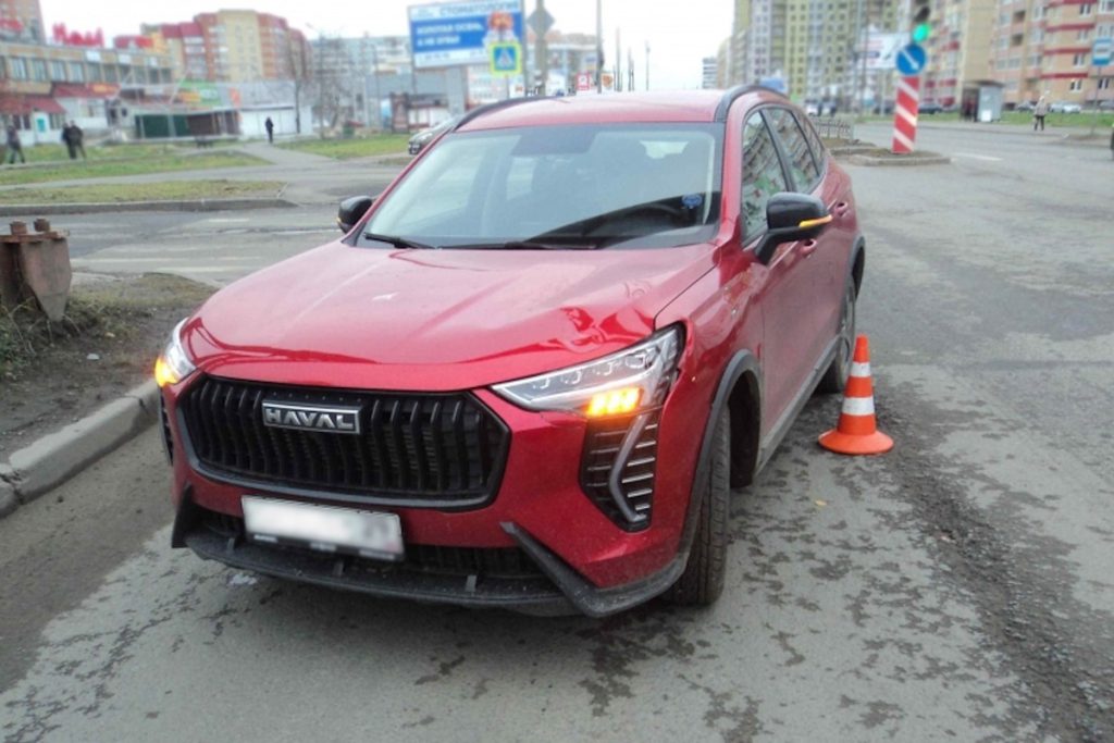 Tre incidenti stradali con pedoni in 24 ore nella regione di Archangelsk, allarme per la sicurezza stradale