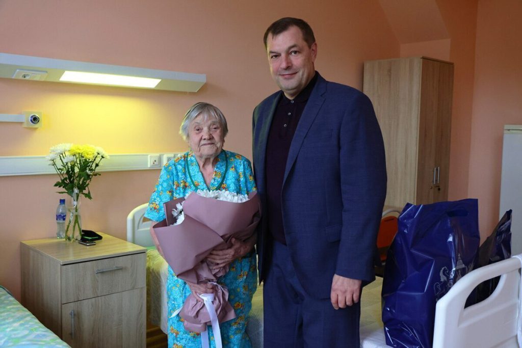 Celebrazione del 97esimo Compleanno di Anastasia Stepanova Eroina della Grande Guerra Patriottica