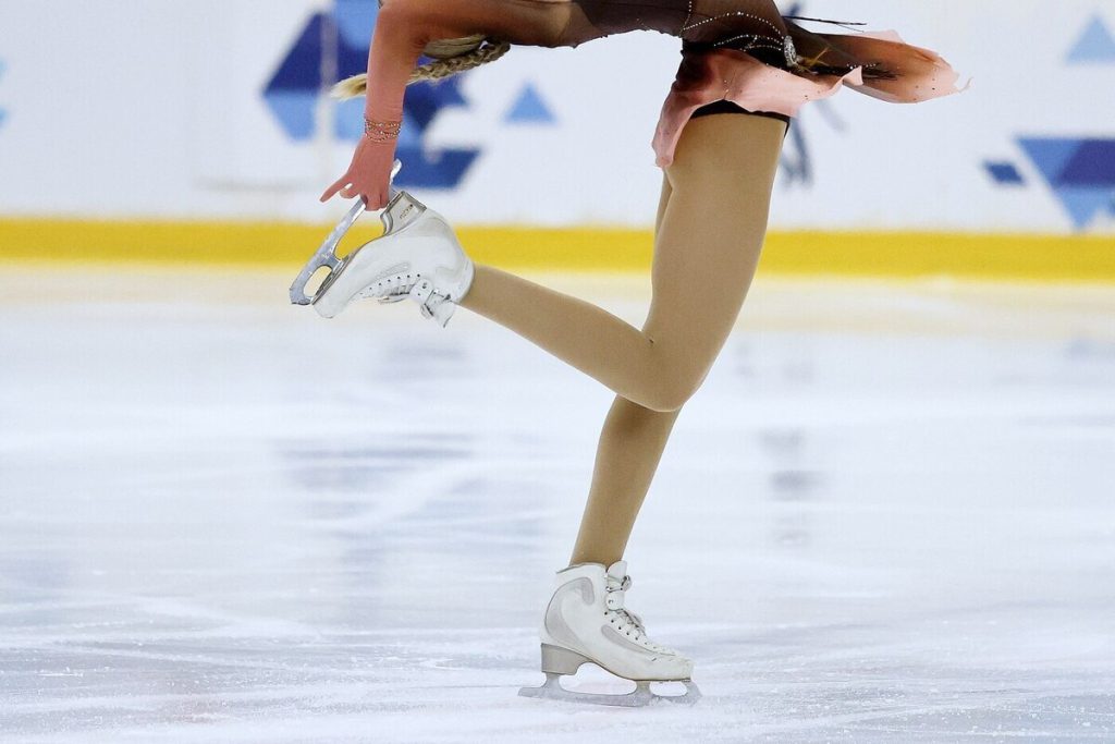 Петербуржцы забрали серебро и бронзу в первом юниорском этапе Гран-при России