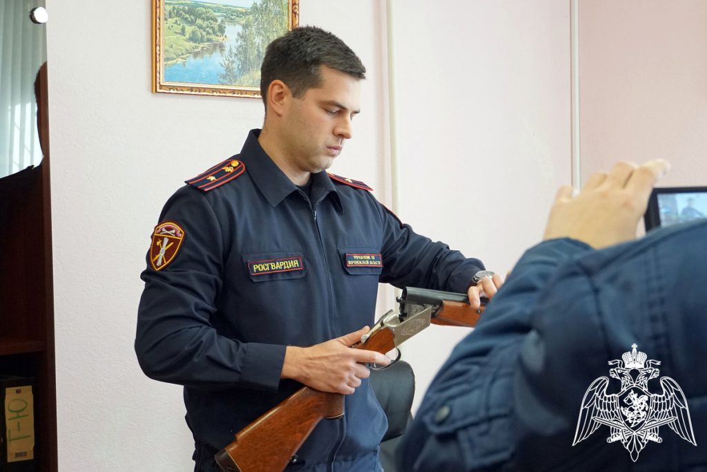 Ispezioni alle armi in Voronež: 44 violazioni riscontrate nella regione russa