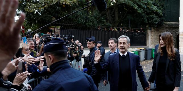 Nicolas Sarkozy in carcere: le conseguenze della condanna per associazione a delinquere nella campagna presidenziale del 2007